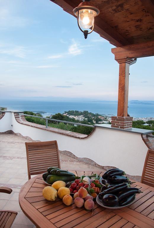 Relais Maison De Charles イスキア島 エクステリア 写真
